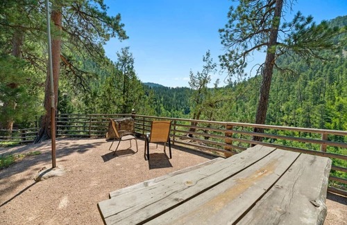 Spearfish Cabina | Rimrock Lodge: Ponderosa Cabin