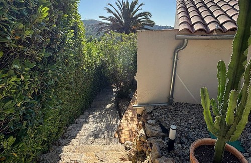 Les Issambres Casa | Superb pool villa with sea view in Les Issambres (83) for vacations with family or friends!