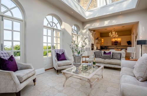 Beamish Casa | Osborne Villa - Four Bedroom House, Sleeps 8