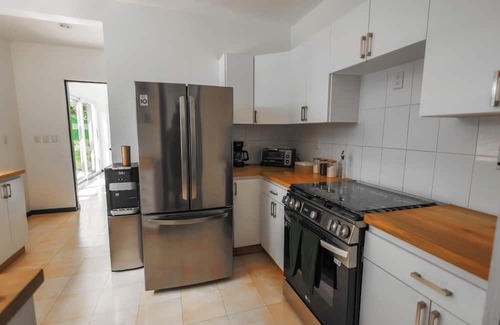 Santa Tecla Casa | Casa Grande-Private Community 3BDR