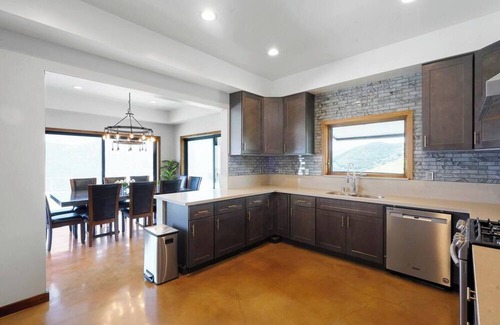 Malibu Casa | Cloud-Break Ridge | Pool, Spa -Epic Mountain Views