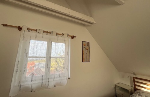 Nemesgulacs Cabaña | Cosy one bedroom cottage with perfect views with AC close to Lake Balaton