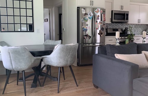 Blackshear-Prospect Hill Casa | Charming 2-bedroom house with AC, WiFi in fabulous East Austin