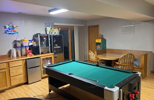Sturgis Casa | Spacious 5-bedroom house in fantastic Sturgis with AC, WiFi