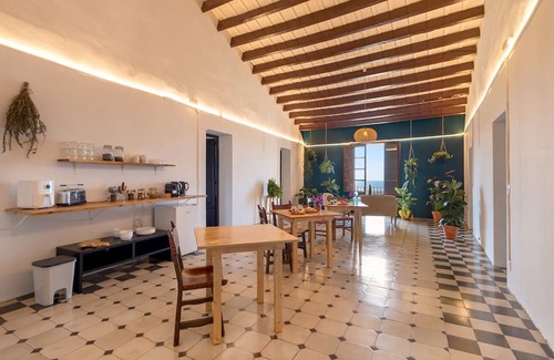 Tordera Apartamento | Room 'Habitacion 2' with Sea View, Shared Terrace and Wi-Fi