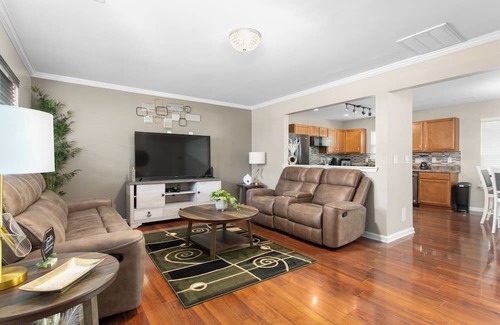 Mebane Casa | Quiet Suburban Stay w/ Parking