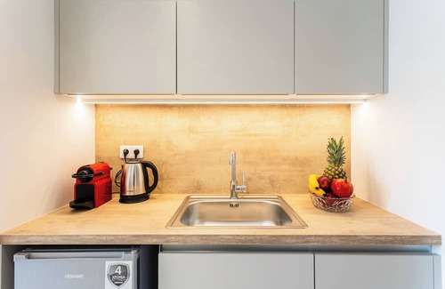 Dafni Apartamento | Grec Suites Dafni, Athens by GrecCollection Studio with Balcony