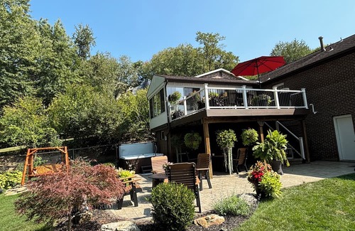 Plum Casa | US Open Home 0.4 miles from Oakmont Country Club Plum Pa