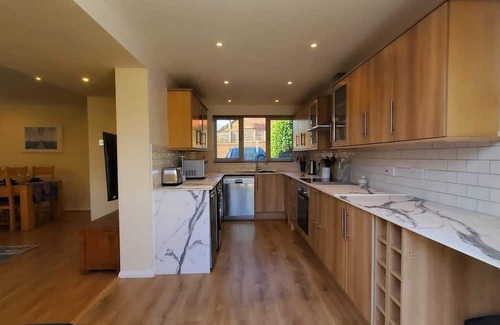 Reading Casa | The Twyford Hideaway - Close to Twyford Train Station & Recently Renovated