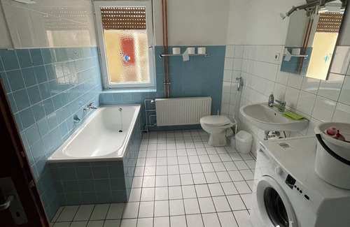 Holland Apartamento | Cozy 2 1/2 room apartment in Bochum Wattenscheid, near the A40