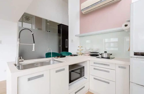 Daan Apartamento | Bright and Spacious Duplex. Abundant natural light