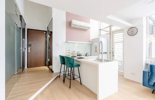 Daan Apartamento | Bright and Spacious Duplex. Abundant natural light
