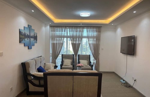 Kirkos Apartamento | Enchanting 3-bedroom apartment with WiFi in Addis Ababa