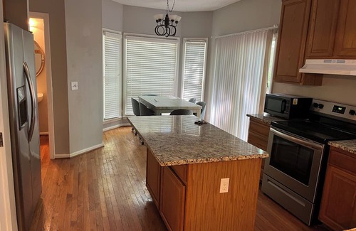 Cary Casa | Grand 3Bedroom Retreat in Cary