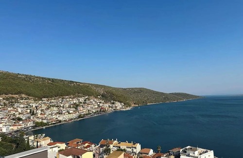 Amfilochia Apartamento | Suite 3 on the Hill - Stunning, Spacious, and Breathtaking Panoramic View