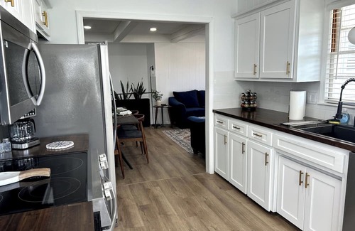 Grandview Casa | Ultimate 2 King Ensuite Contemporary 14 guests + Apt 5Bdrm