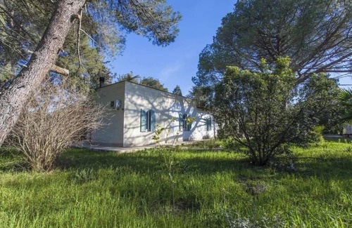 Manduria Cabaña | Villa Cardinale in Salento with pinewood and swimming pool. Puglia.