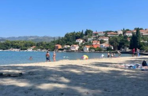 Kolocep Island Apartamento | Casa Maja – Komfortowy Wypoczynek na Malowniczej Wyspie Koločep