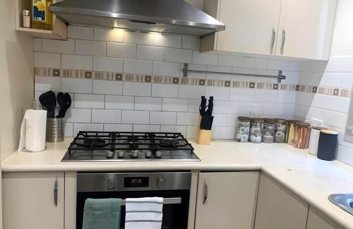 Fawkner Casa | Affordable 1BR in Fawkner 12 min Airport