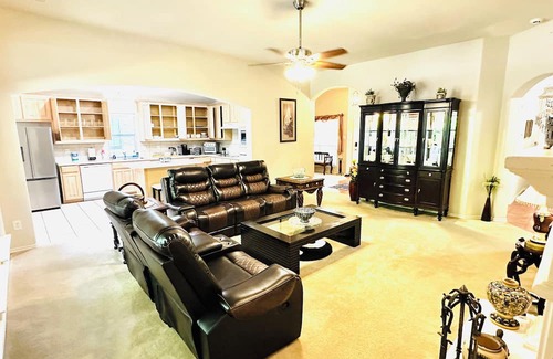 Mansfield Casa | Modern Comfort in the Heart of DFW - 3BR Home in Mansfield