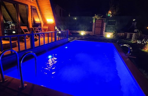 Ilmiye Casa | İlmiye 2+1 Heating Pool - Lake View - Jacuzzi - Fireplace - 4 Person Bungalow