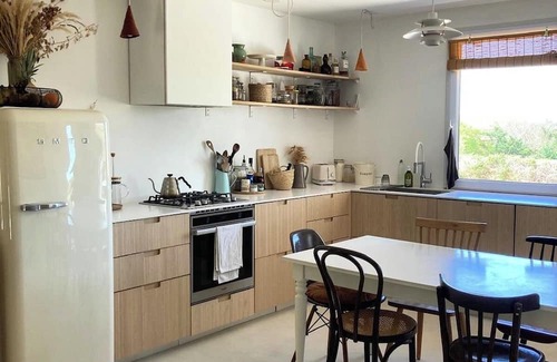 Saint-Quentin-la-Poterie Casa | Provencal house with pool house in the heart of a beautiful Uzège village