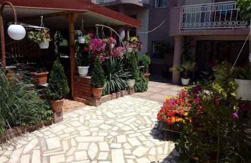 Pestani Apartamento | Lile Pestani One-Bedroom Suite with Balcony