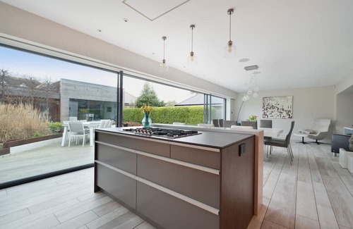 Tankerton Casa | Whitstable | 4 bd | Pool | Games Room | Cinema