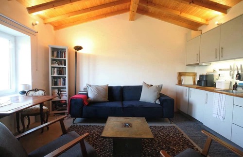 Tomar Apartamento | Romantic Countryside Retreat with Private Garden Near Tomar