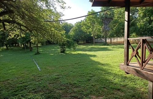 Sigiriya Complejo | Eco-friendly Eighth Wonder lodge bedroom resort with AC, Wi-Fi in Sigiriya