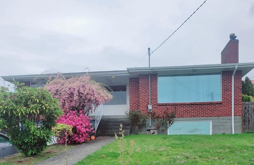 West End Apartamento | Charming 1-bedroom apartment in delightful Tacoma with WiFi