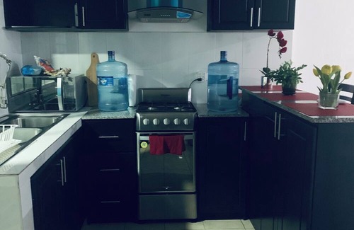 Santa Ana Casa | Charming 2-bedroom house with WiFi, AC, hot water in peaceful Santa Ana