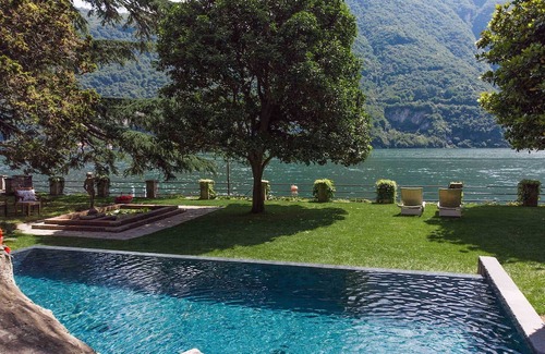 Laglio Villa | My Rental Homes - Villa Traversi with pool, jacuzzi, garden and view of the Lake