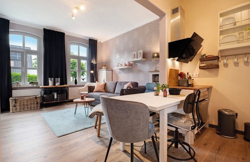 Altenbruch Apartamento | Apartment 'Ida' with Private Terrace, Shared Garden and Wi-Fi