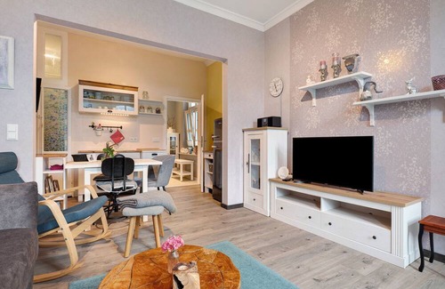 Altenbruch Apartamento | Apartment 'Ida' with Private Terrace, Shared Garden and Wi-Fi