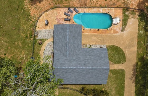 Gilmer Casa | 700+ acre farm with ponds and a pool located in Gilmer, Texas!