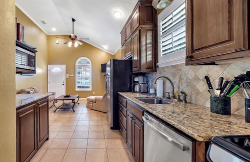 Gilmer Casa | 700+ acre farm with ponds and a pool located in Gilmer, Texas!