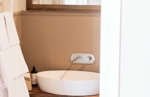 Bernalda Cama Y Desayuno | Designer B&B, near the sea and Matera, with outdoor pool, garden and spa