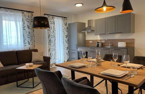 Groebming Apartamento | Local View Apartment by myNests - Local View Apartment