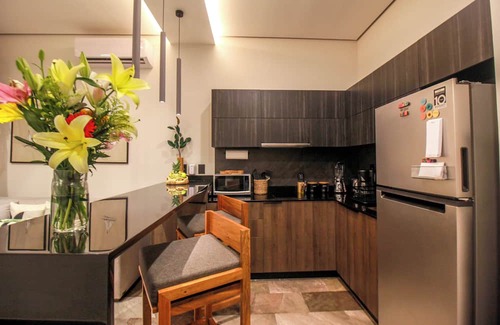 Playa Paraiso Apartamento | 1-bedroom apartment in fabulous Q.R. with WiFi, fitness room, patio jacuzzi.