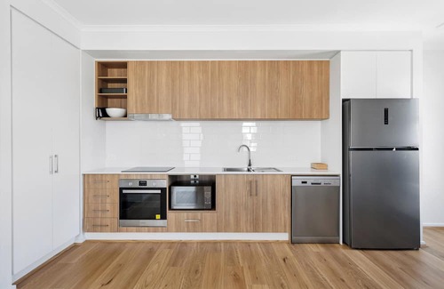 Port Adelaide Casa | Stay In Port Adelaide!