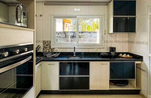 Floresta Casa | Casa Completa Triplex no Centro de Gramado
