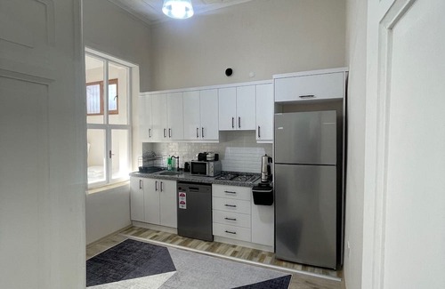 Antalya City Centre Apartamento | Spacious Large 3-bedroom apartment in Antalya with WiFi, AC, Joint Garden