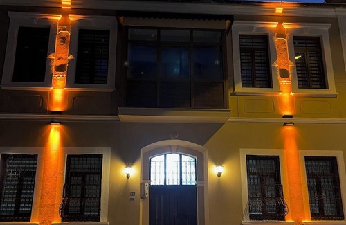 Antalya City Centre Apartamento | Spacious Large 3-bedroom apartment in Antalya with WiFi, AC, Joint Garden