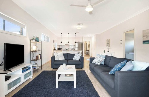 Goolwa Casa | Brooking's Perch, Walk to Shops & River, WiFi