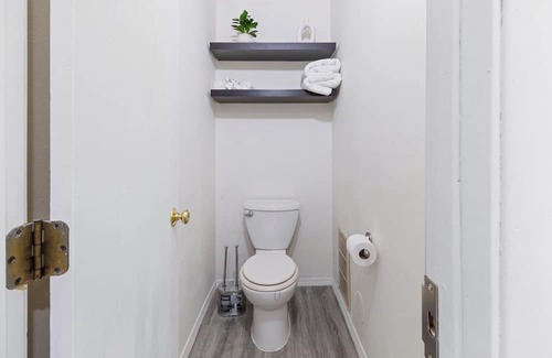 St. Cloud Apartamento | Spacious 3-bedroom apartment with WiFi, AC in wonderful St. Cloud