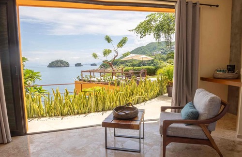 South Shore Hotel Area Casa | Luxurious estate for 34 guests in Puerto Vallarta
