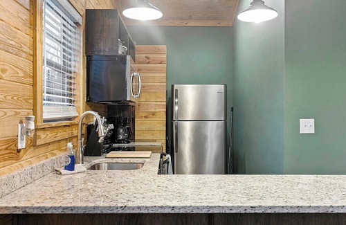 Wilsonville Cabina | Cabins Of Lay Lake at Beeswax Cabin #5