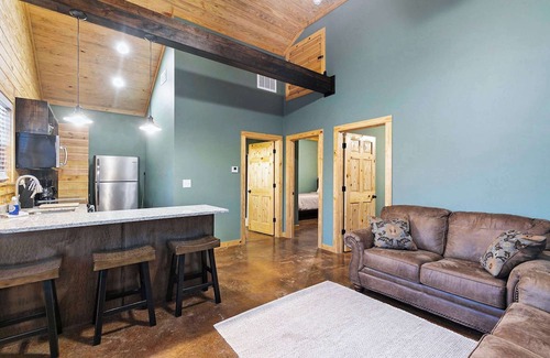 Wilsonville Cabina | Cabins Of Lay Lake at Beeswax Cabin #5