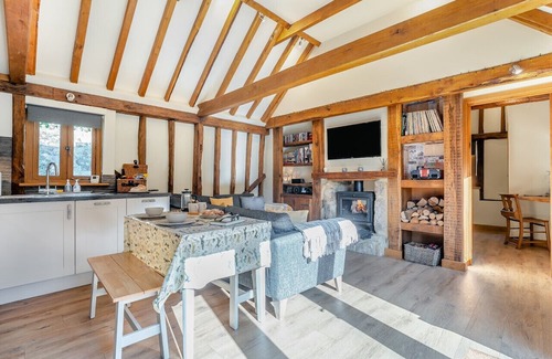 Stonegate Casa | Little Bewl Bridge Stable